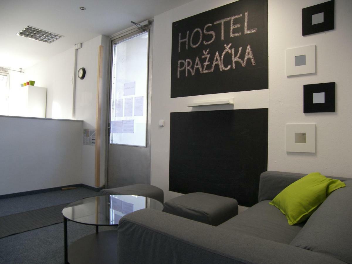 Hostel Prazacka Prague Exterior photo